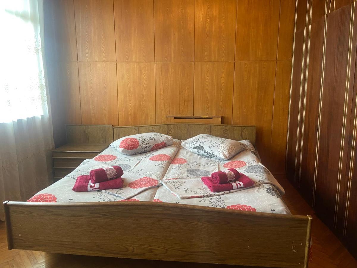 Luka Family Guest House Батуми Экстерьер фото