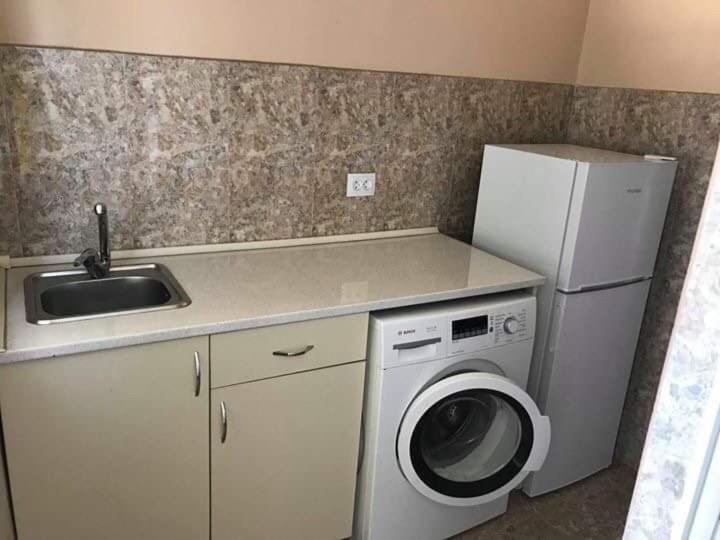Luka Family Guest House Батуми Экстерьер фото